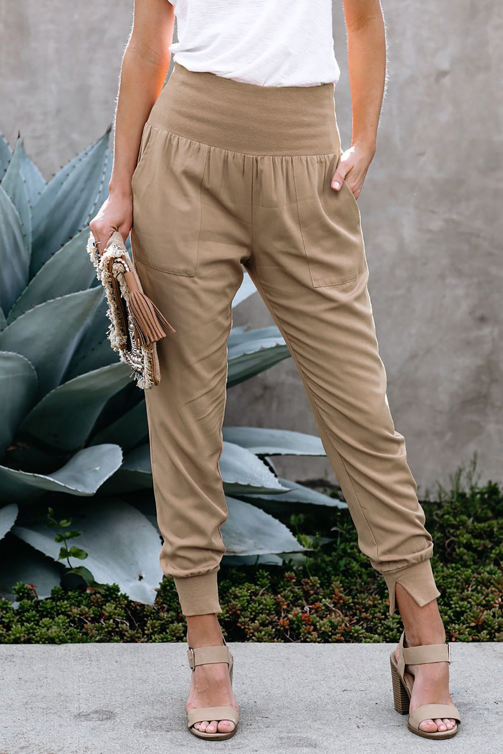 Khaki Pocketed Casual Joggers