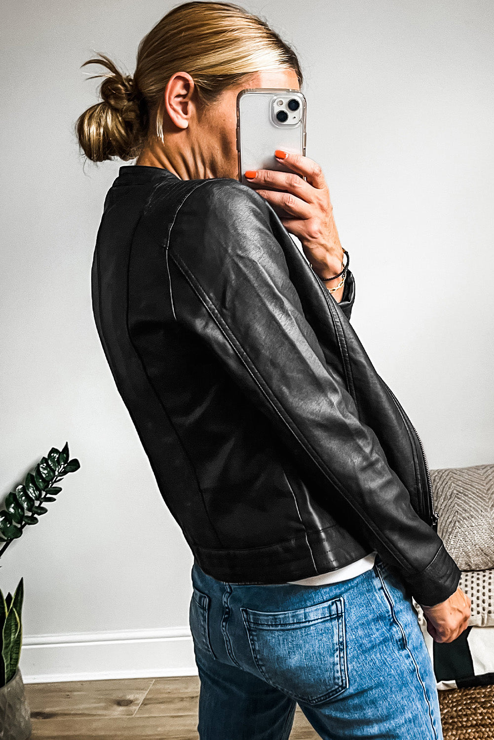 Black Solid Faux Leather Zipper Slim Fit Bomber Jacket